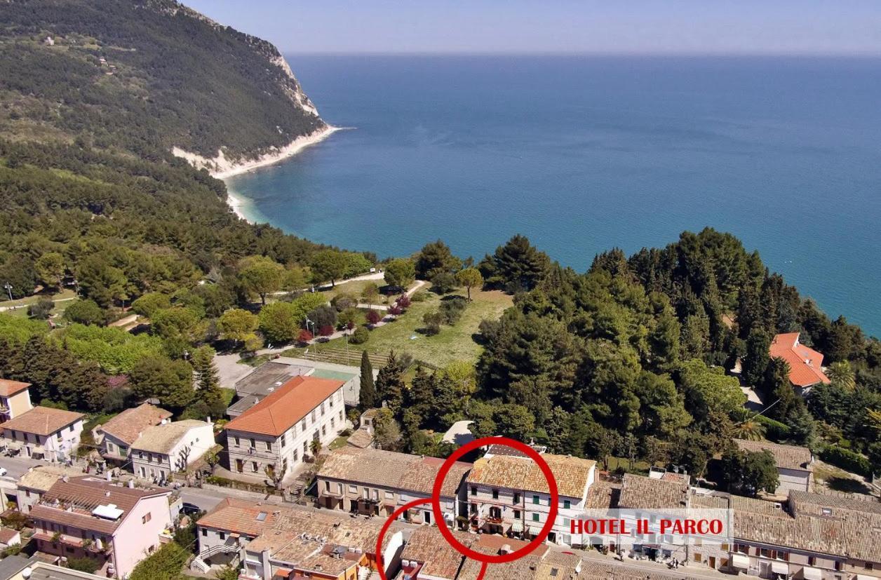 Hotel Il Parco Sirolo Eksteriør bilde